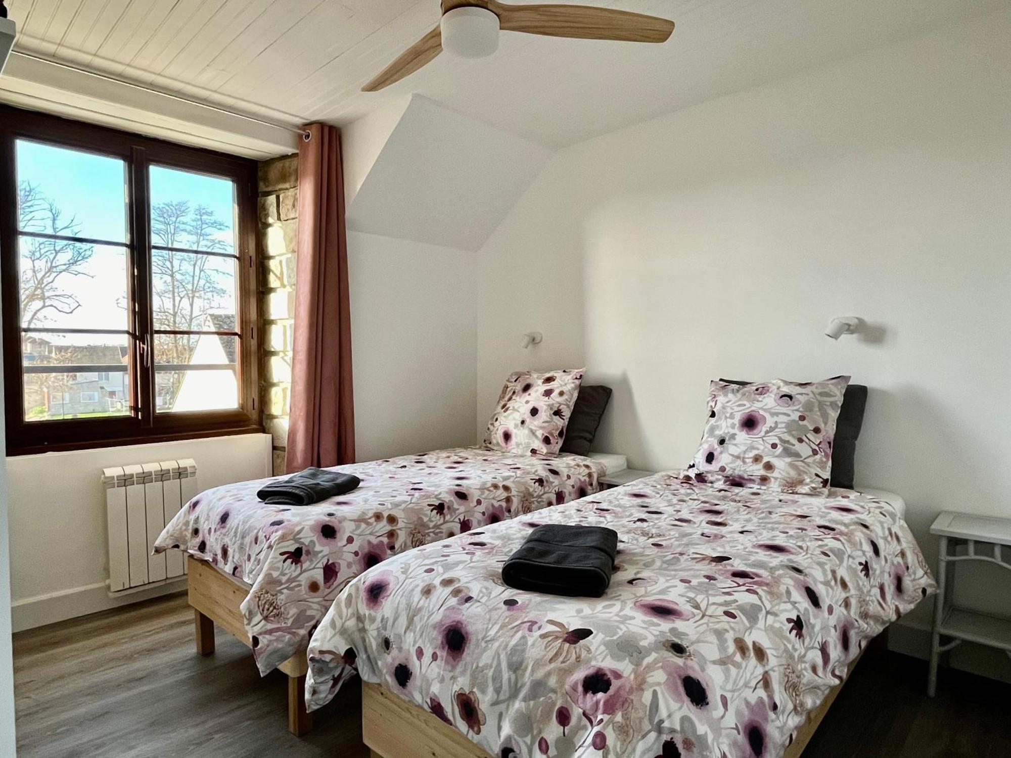 Appartement En Plein Centre Ville Milly la Foret Bagian luar foto